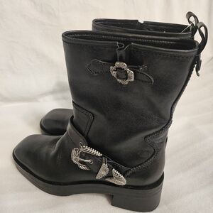 LARROUDE Hardy Boot Western Buckle Moto Black Leather 8.5 NWOT